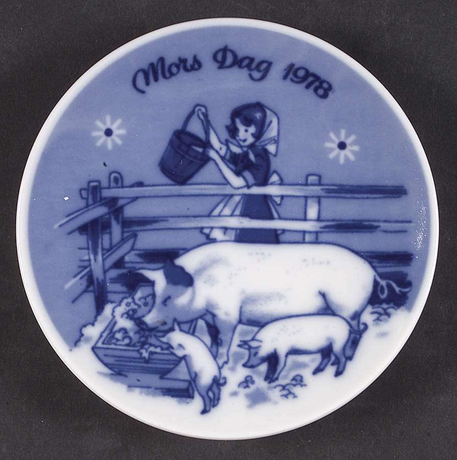 Mothers Day Plate Girl And Pigs - Boxed by Porsgrund-1