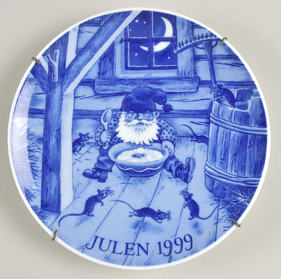 Christmas Plate Midnight Snack - Boxed by Porsgrund-1
