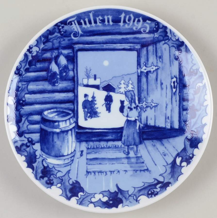 Christmas Plate Christmas Tree - Boxed by Porsgrund-1