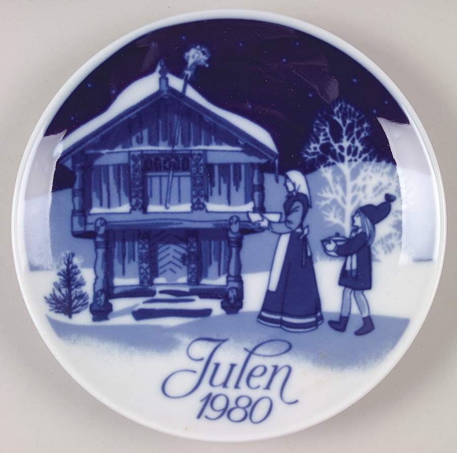 Christmas Plate Preparing For Christmas - Boxed by Porsgrund-1