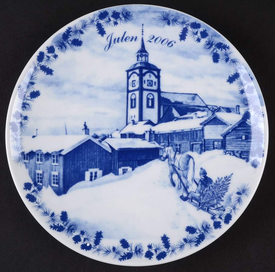 Christmas Plate Christmas At Roeros - Boxed by Porsgrund-1