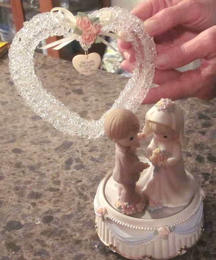 Precious Moments Crystal Figurines Bride And Groom - Boxed by Precious Moments-1