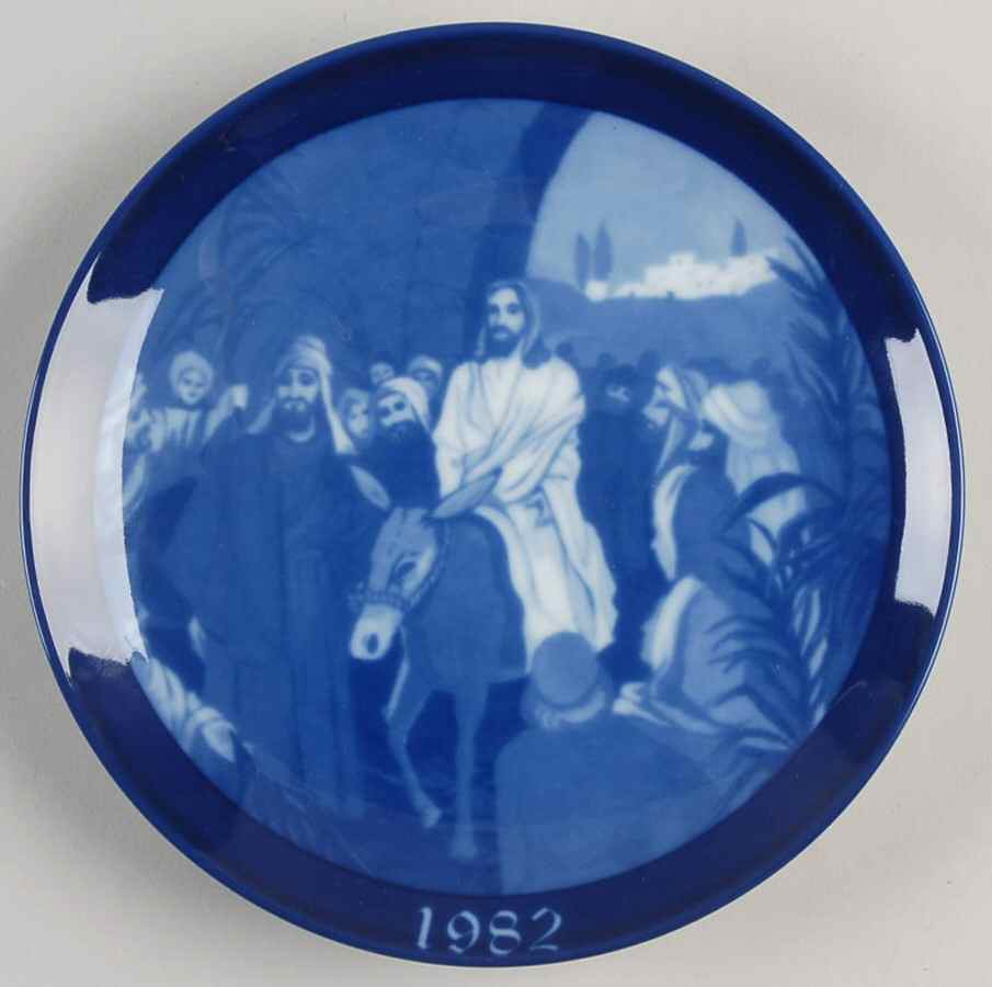 Porcelana Granada Christmas Plate Triumphal Entry - No Box by Porcelana Granada-1