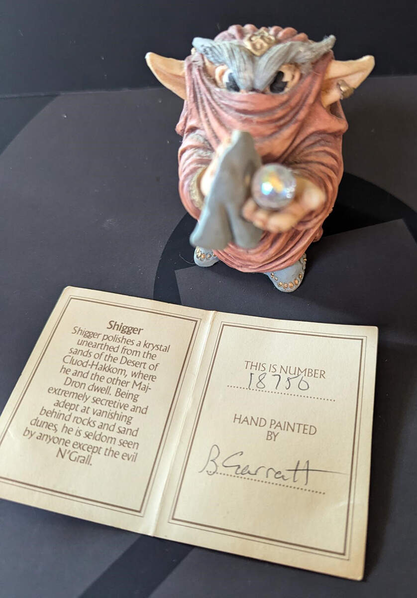 World of Krystonia Shigger - Boxed by Precious Art - Panton-1