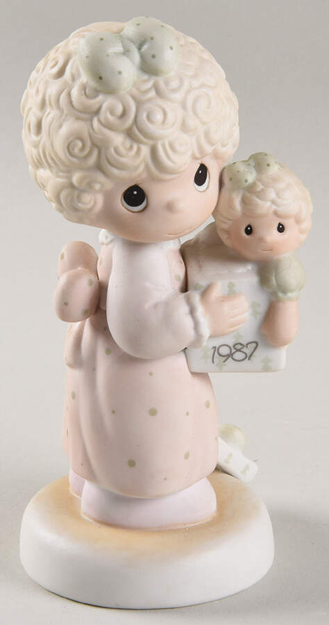 Annual Christmas Figurine Love Is The Best Gift Of All - No Box by Precious Moments-1