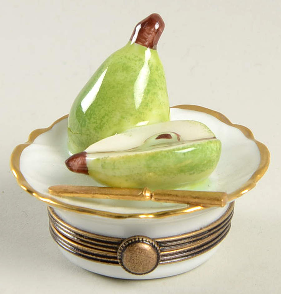 PEINT MAIN LIMOGES BOX Pears On Plate With Knife - Nb660, No Box by Peint Main-1