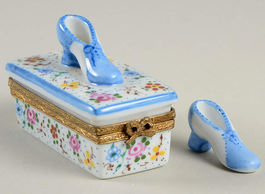 PEINT MAIN LIMOGES BOX Shoe Box With Shoe-Floral - Nb656, No Box by Peint Main-1