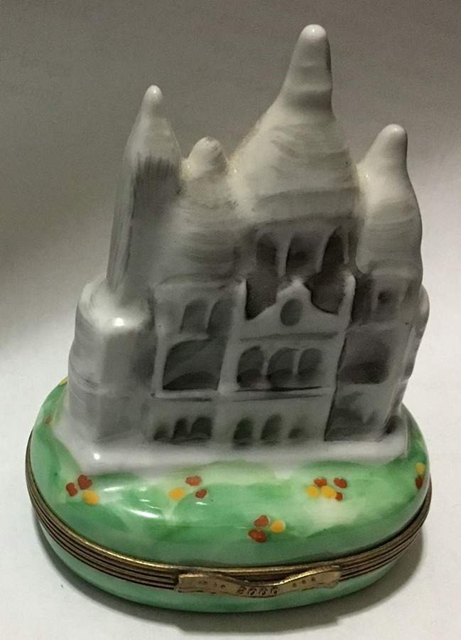 PEINT MAIN LIMOGES BOX Sacre Coeur Cathedral - Nb696, No Box by Peint Main-1