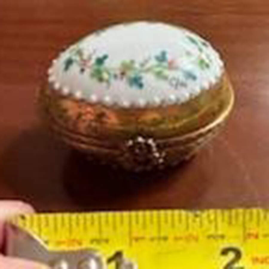 PEINT MAIN LIMOGES BOX Oval Floral Box - Nb739, No Box by Peint Main-1