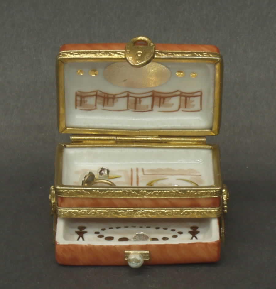 PEINT MAIN LIMOGES BOX Jewelry Box W/ Rings - Boxed by Peint Main-1
