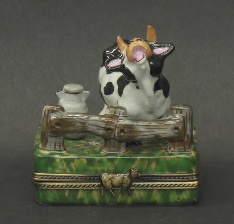 PEINT MAIN LIMOGES BOX Cow In Meadow - No Box by Peint Main-1