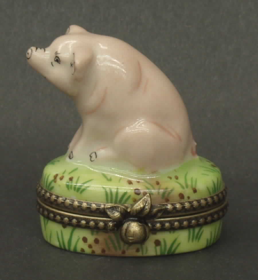 PEINT MAIN LIMOGES BOX Pig-Sitting - Boxed by Peint Main-1