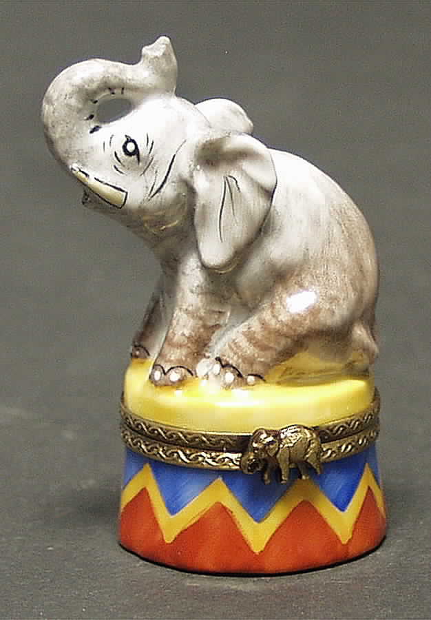 PEINT MAIN LIMOGES BOX Circus Elephant - No Box by Peint Main-1