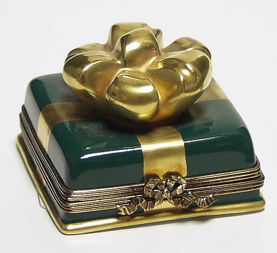 PEINT MAIN LIMOGES BOX Bon Bon Box-Green - No Box 238 by Peint Main-1
