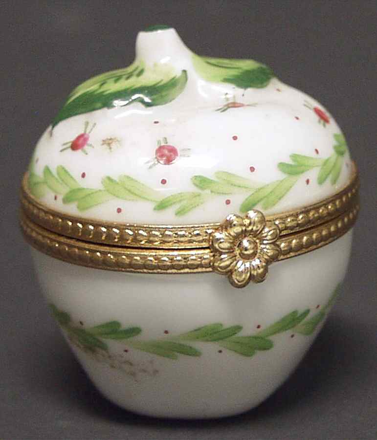 PEINT MAIN LIMOGES BOX Green Design - With Box Bx328 by Peint Main-1