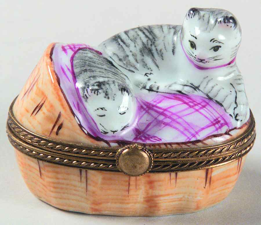 PEINT MAIN LIMOGES BOX Kittens In Basket-Pink Cloth - No Box by Peint Main-1