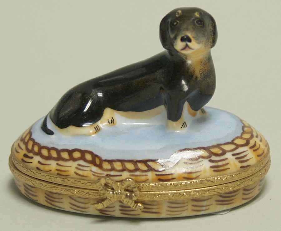 PEINT MAIN LIMOGES BOX Dachshund - With Box Bx347 by Peint Main-1