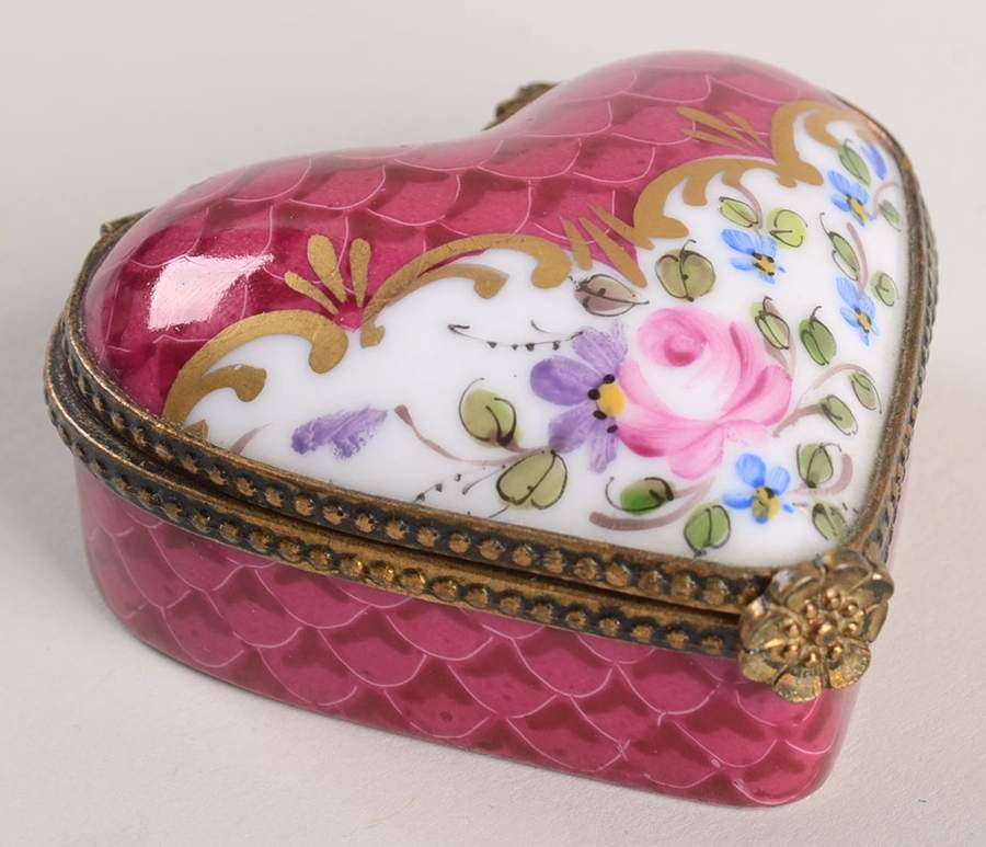 PEINT MAIN LIMOGES BOX Heart Box - No Box by Peint Main-1