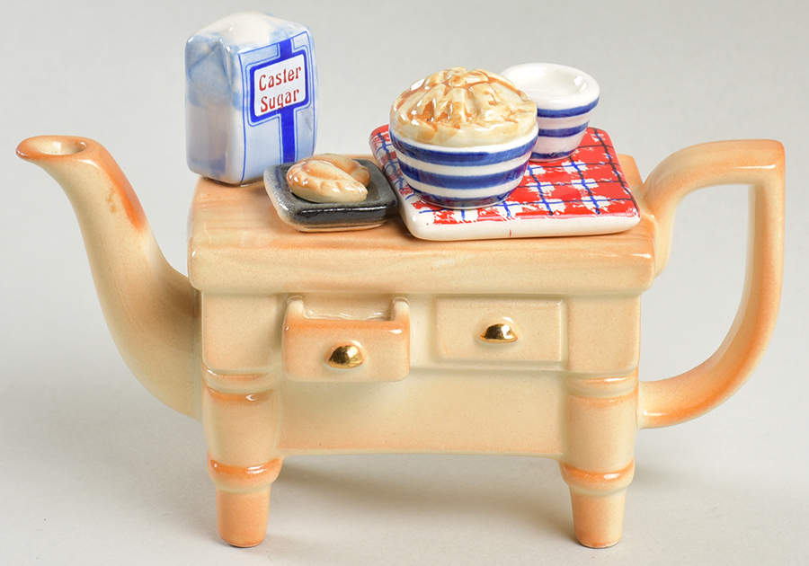Cardew Designs Tea Pot Sugar Pie Baking Day - Miniature Ligh Br - With Box by Cardew Design-1