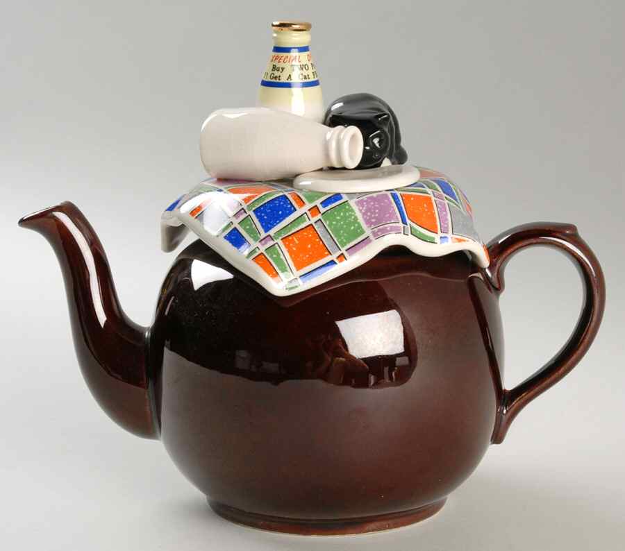 Cardew Designs Tea Pot Cat Drinking Milk - Boxed by Cardew Design-1