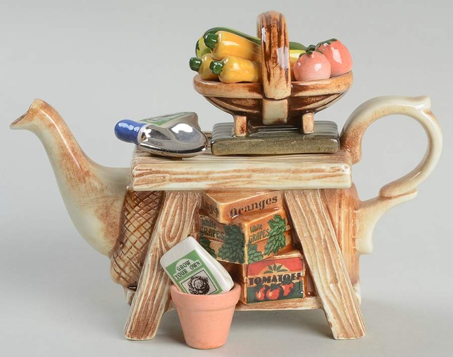 Cardew Designs Tea Pot Gardener's Bench - Boxed by Cardew Design-1
