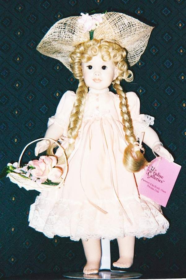 Treasury Collection Jennifer With Straw Hat - Boxed by Paradise Galleries-1