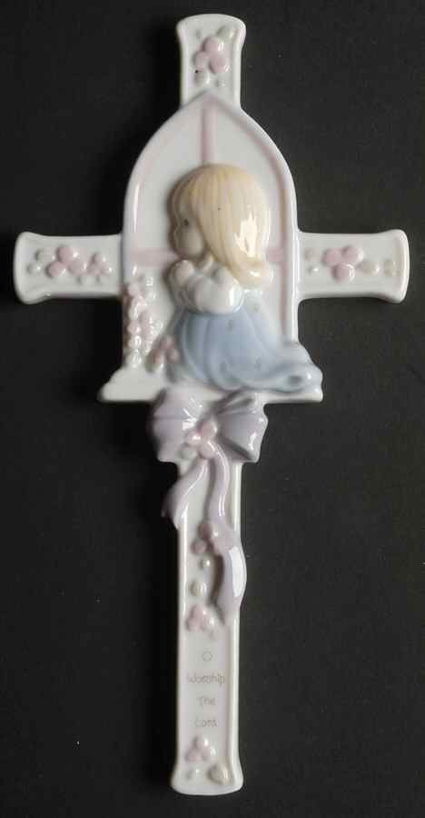 Precious Moments Wall Cross O Worship The Lord-Girl - Boxed by Precious Moments-1