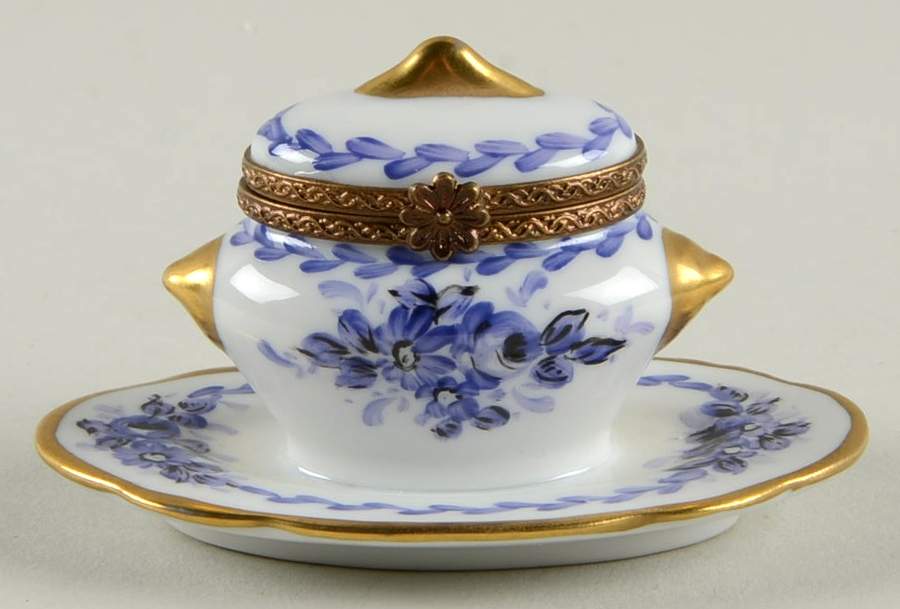 Limoges Boxes Tureen & Underplate - No Box by Parry Vieille-1