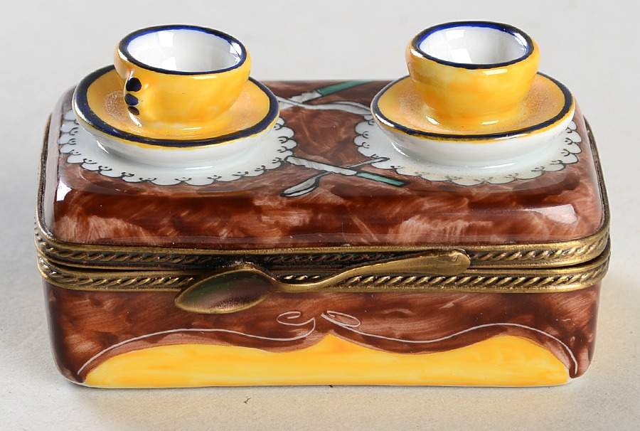 Limoges Boxes Picnic Basket-Two Cup & Saucers On Top - No Box by Parry Vieille-1