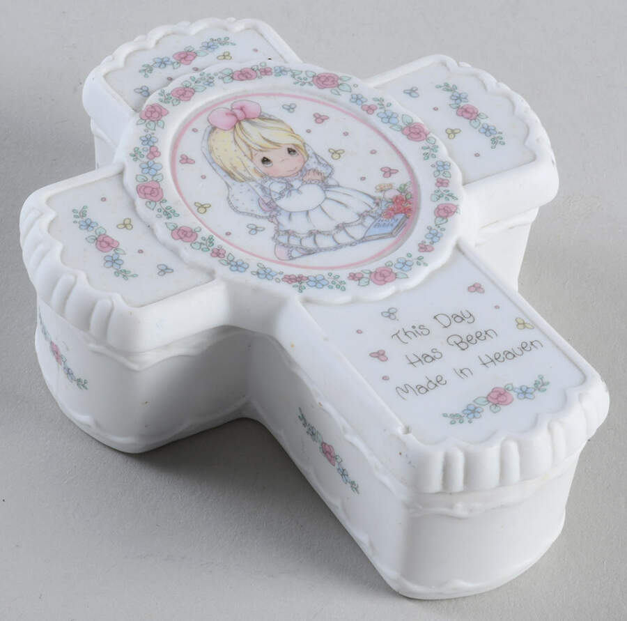 Precious Moments Giftware Communion Cross Box-Girl - Boxed by Precious Moments-1