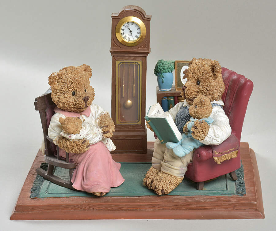 Windsor Bears of Cranbury Commons Lt.Ed. Windsor Family-A Time To Remember - No Box by Papel Giftware-1