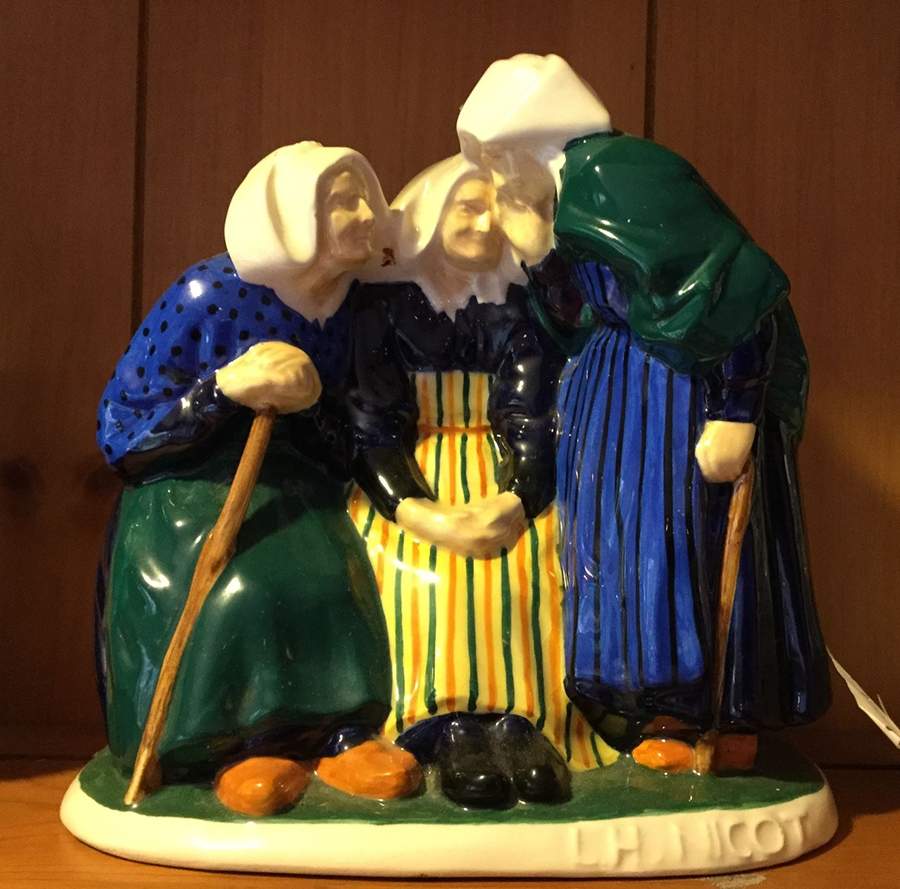Artist's Works of Art The Three Gossips - Boxed by Quimper-1