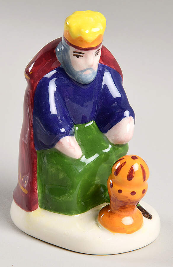 Nativity Wiseman With Urn - No Box by Quimper-1