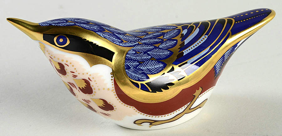 Imari Paperweight Collection Nuthatch - Boxed by Royal Crown Derby-1