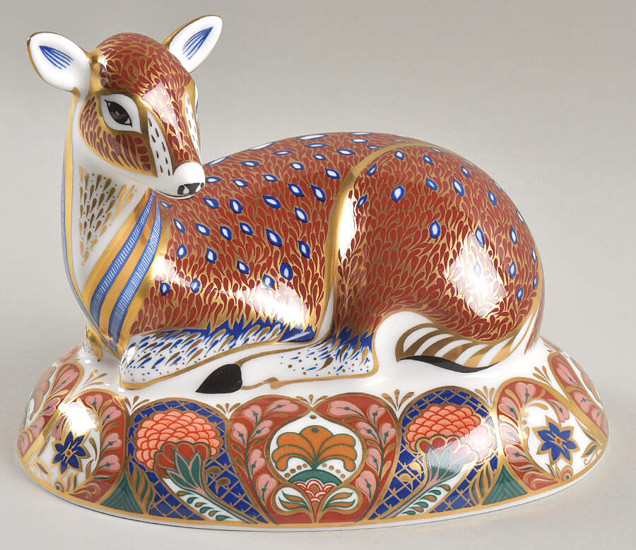 Imari Paperweight Collection Deer - Boxed by Royal Crown Derby-1