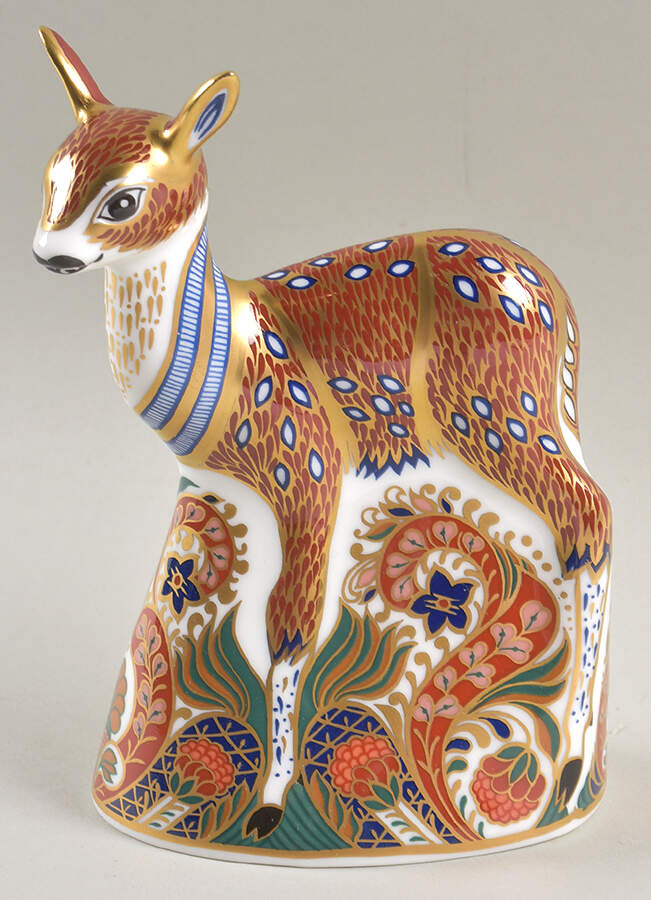 Imari Paperweight Collection Fawn-6005 - Boxed by Royal Crown Derby-1