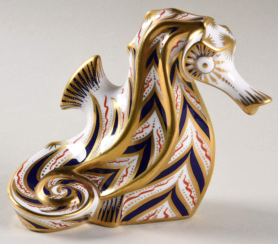 Imari Paperweight Collection Seahorse - Bx448 With Box by Royal Crown Derby-1