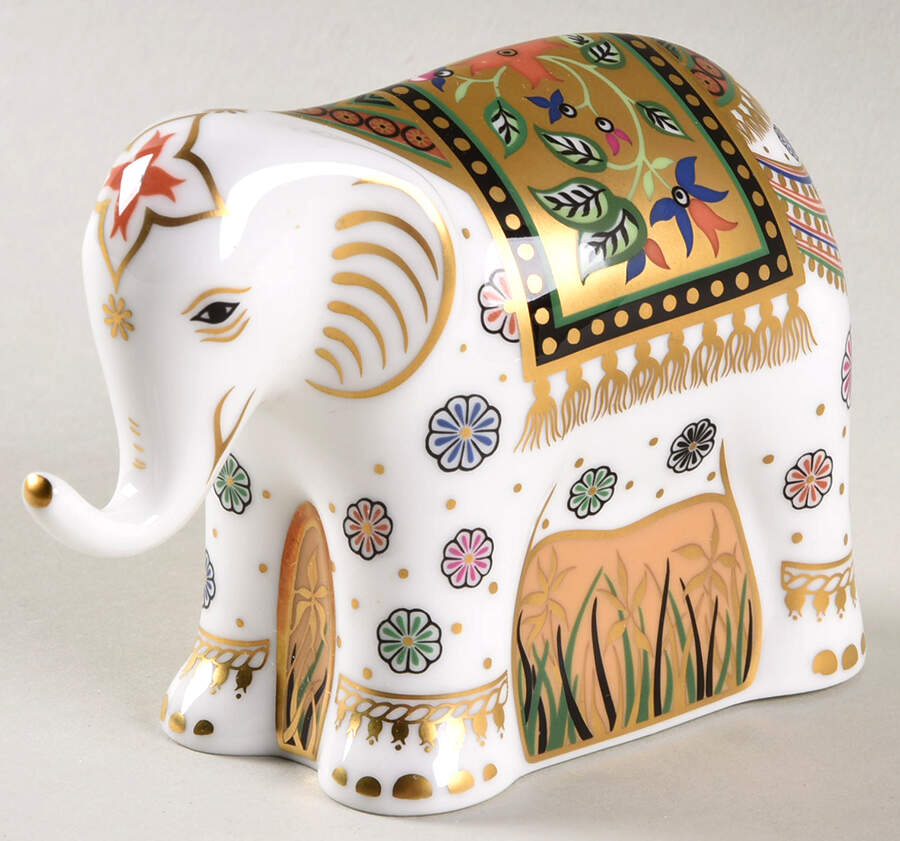 Imari Paperweight Collection Indian Elephant-Infant - With Box by Royal Crown Derby-1
