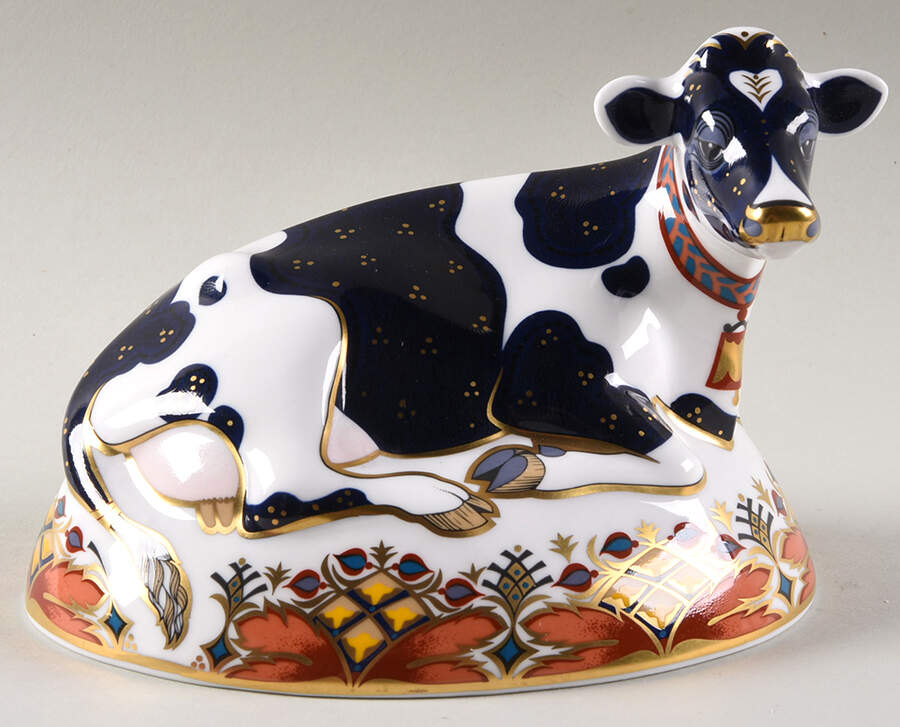 Imari Paperweight Collection Friesian Cow-Buttercup - Boxed by Royal Crown Derby-1