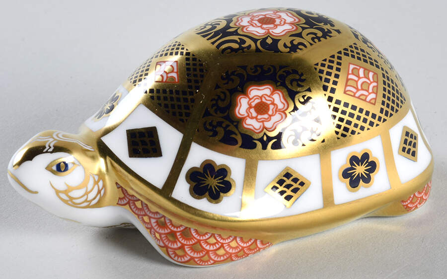 Imari Paperweight Collection Yorkshire Rose Baby Tortoise - With Box by Royal Crown Derby-1