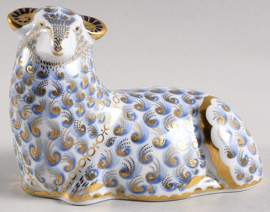 Imari Paperweight Collection Sheep - Boxed by Royal Crown Derby-1