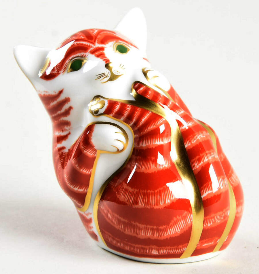 Imari Paperweight Collection Playful Ginger Kitten - Boxed by Royal Crown Derby-1