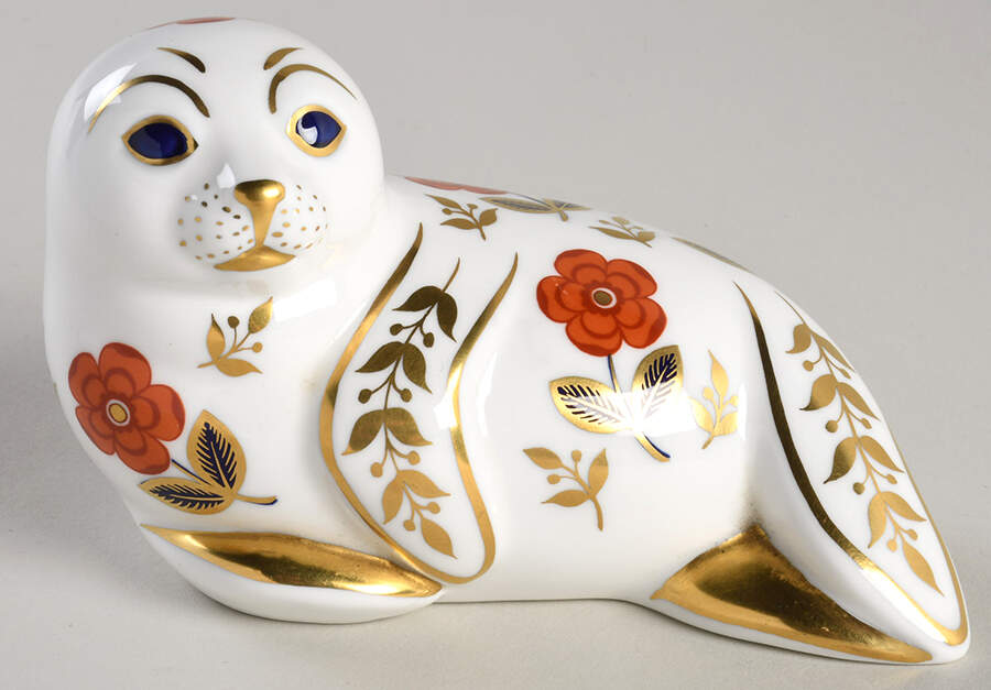 Imari Paperweight Collection Seal-No Stopper - No Box Nb91a by Royal Crown Derby-1