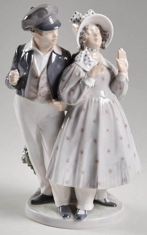 Couples Hans & Trine-Underglaze - No Box by Royal Copenhagen-1