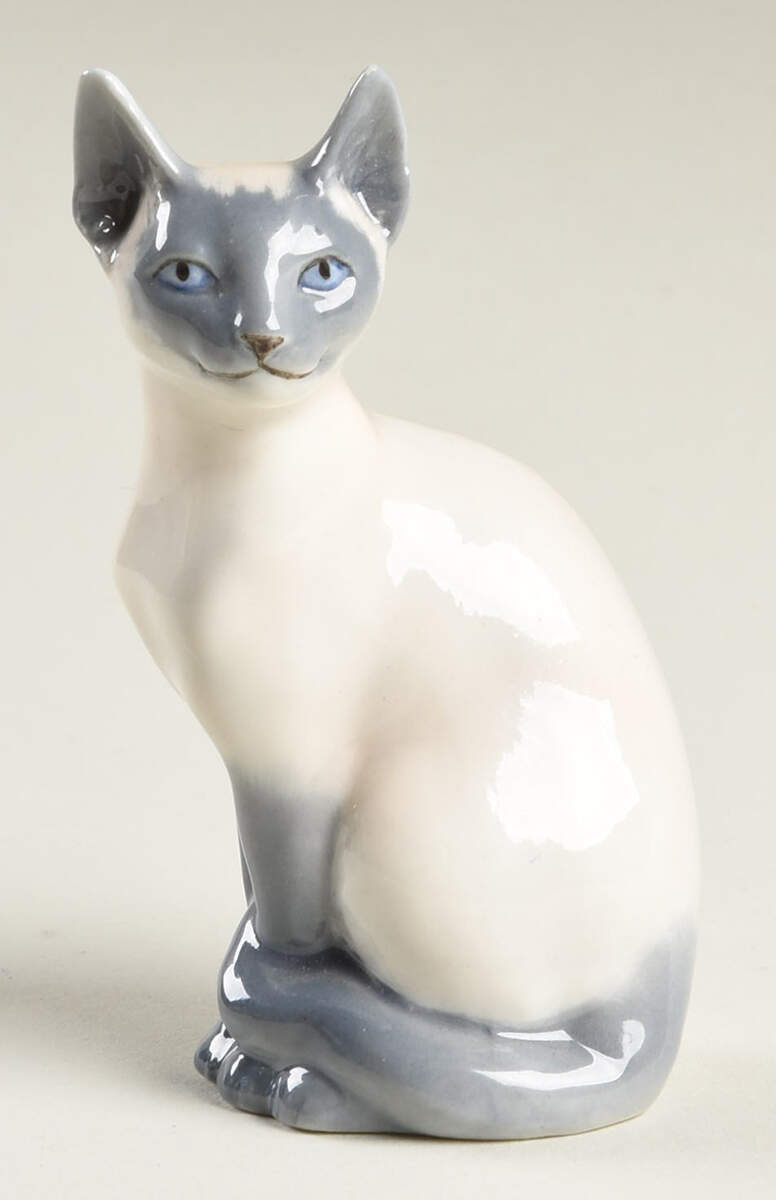 Cats Siamese Cat - No Box by Royal Copenhagen-1