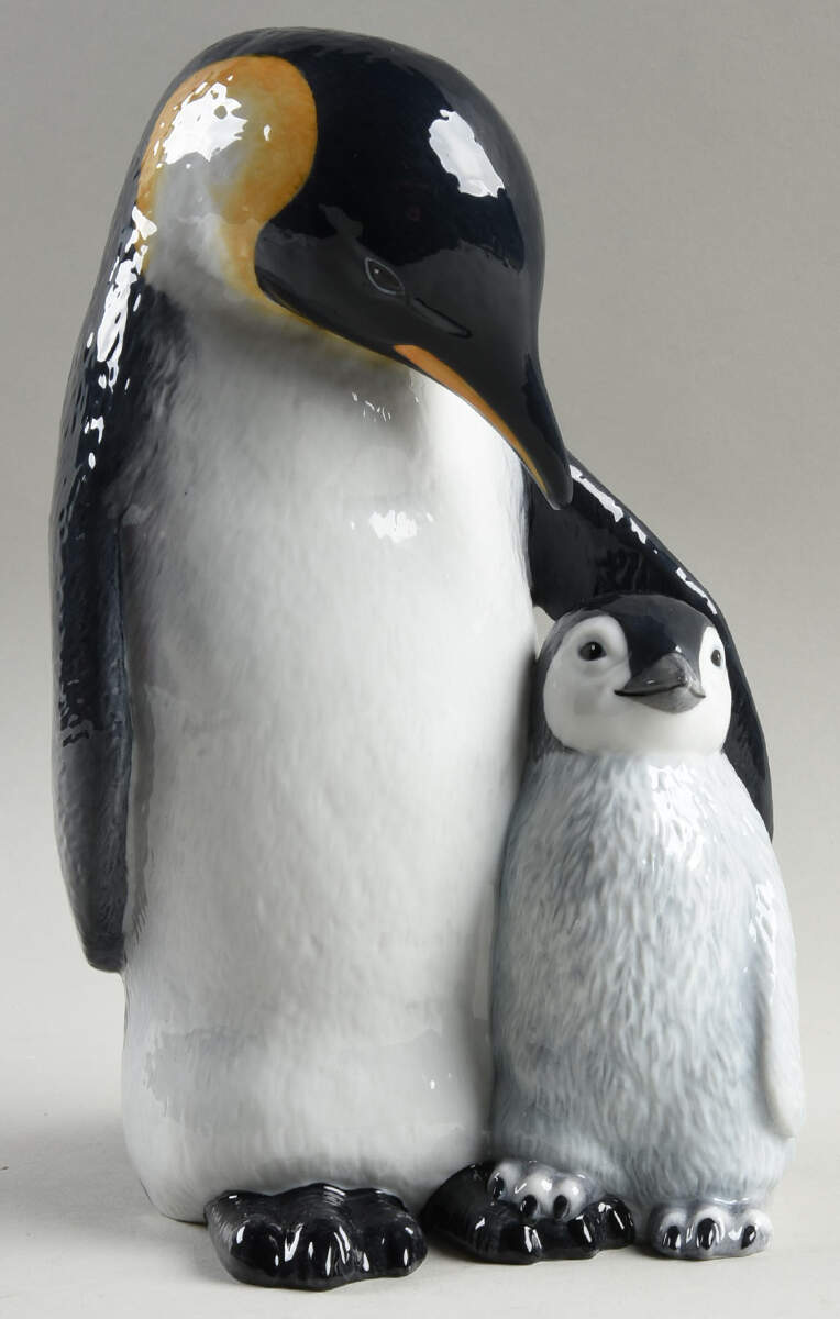 Birds Penguin With Young - No Box by Royal Copenhagen-1