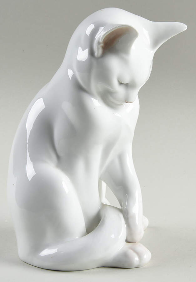 Cats Cat - No Box by Royal Copenhagen-1