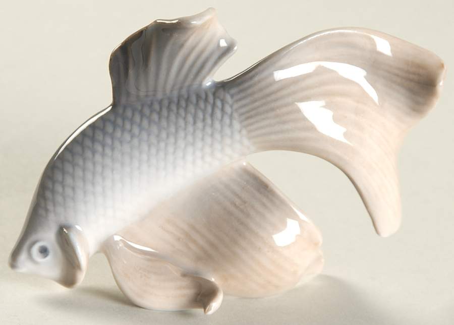 Animals-Aquatic Fantail - No Box by Royal Copenhagen-1