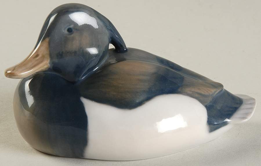 Birds Tufted Duck - No Box by Royal Copenhagen-1