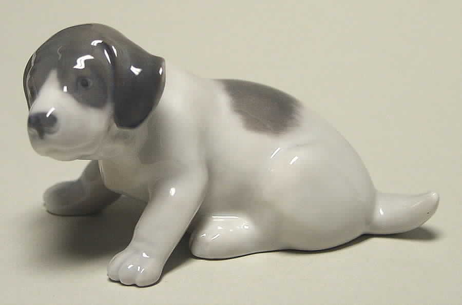 Dogs Pointer Puppy - No Box by Royal Copenhagen-1
